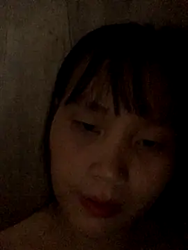 huong-18 online show from October 4, 2025, 2:18 pm