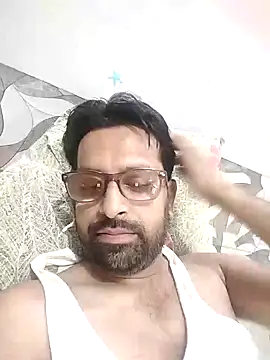 Snapshot of mohsin99272 chatting on October 1, 2025, 6:40 am mohsin99272 online show from October 1, 2025, 6:40 am