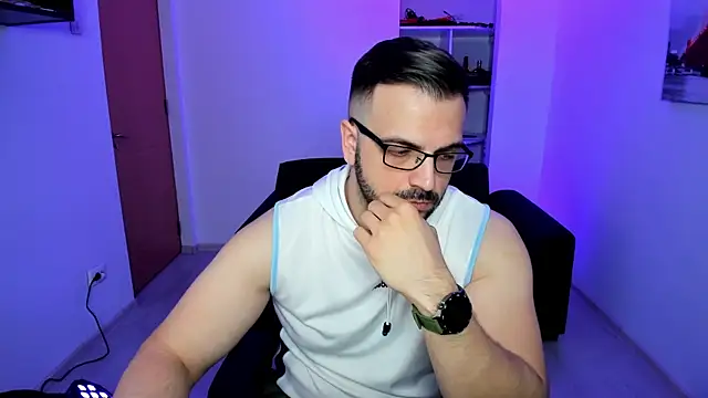 Snapshot of Jace_Thorne chatting on November 18, 2025, 6:50 am Jace Thorne online show from November 18, 2025, 6:50 am