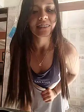 CandyVixxandBellaBliss online show from September 26, 2025, 4:03 pm