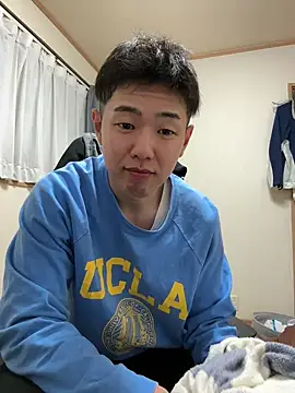 Snapshot of KAMESAN08 chatting on February 7, 2026, 9:39 am KAMESAN08 online show from February 7, 2026, 9:39 am