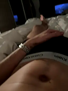 Snapshot of bobsex211 chatting on November 5, 2025, 11:41 pm bobsex211 online show from November 5, 2025, 11:41 pm