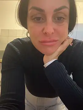 ainaht online show from March 23, 2026, 9:09 am