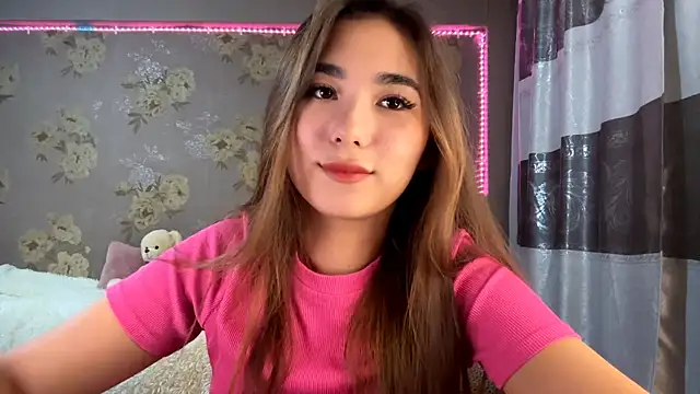 Snapshot of BahaiHeaven chatting on November 18, 2025, 11:24 am BahaiHeaven online show from November 18, 2025, 11:24 am