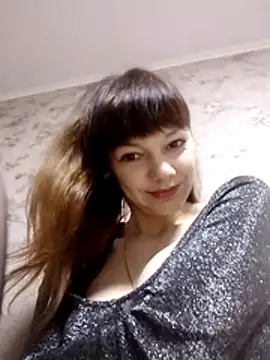 AliceSwan1122 online show from November 29, 2025, 8:42 pm