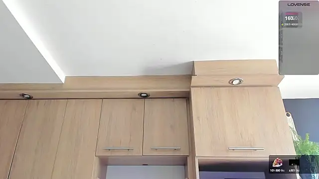 Arnolwilliams online show from September 25, 2025, 9:10 pm