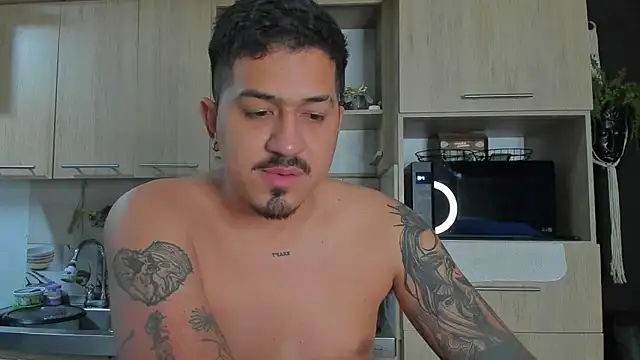 Arnolwilliams online show from November 15, 2025, 6:50 am