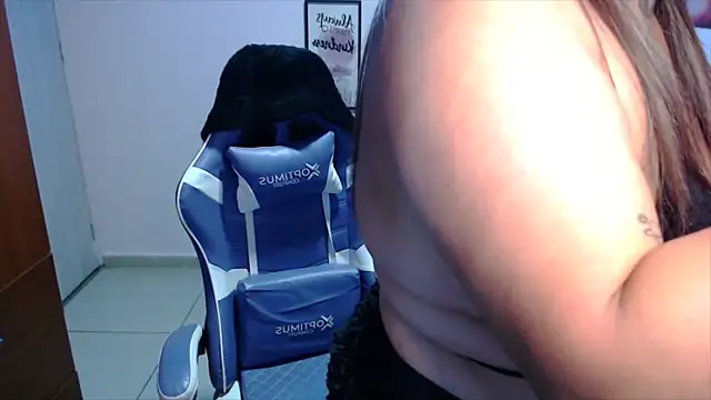 KENYEVANS online show from October 17, 2025, 1:09 am