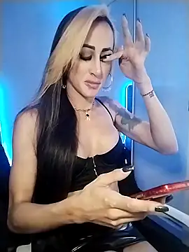 julinhatransbr online show from September 18, 2025, 5:27 pm