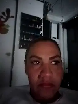 LaraStons online show from September 30, 2025, 1:28 pm