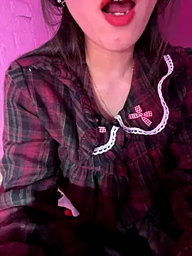 Moon pusy online show from December 20, 2025, 2:20 pm