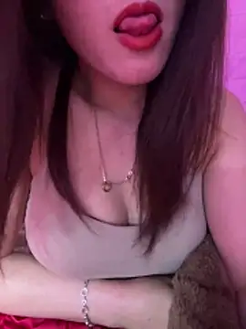 Moon pusy online show from November 26, 2025, 12:38 pm