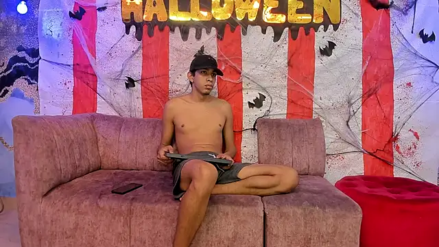 Snapshot of Juicy_Creww chatting on October 30, 2025, 9:07 am Juicy Creww online show from October 30, 2025, 9:07 am