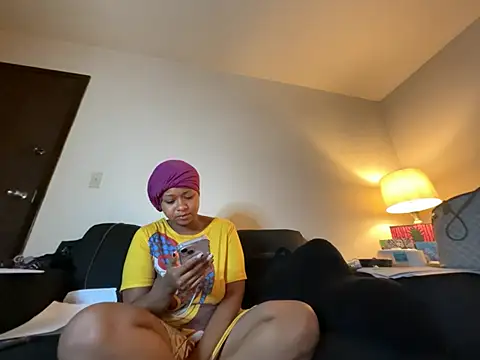 Snapshot of GoddessFatPuss chatting on July 7, 2026, 6:47 am GoddessFatPuss online show from July 7, 2026, 6:47 am