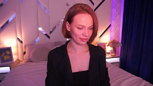 ShyySiren online show from May 12, 2026, 1:17 pm