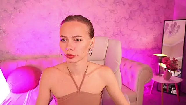 ShyySiren online show from October 10, 2025, 6:47 am