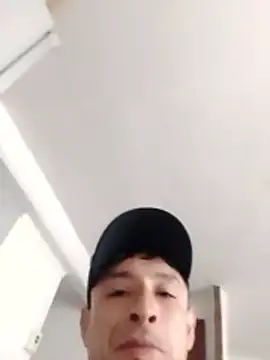 Dropepe1995 online show from October 23, 2025, 2:05 pm