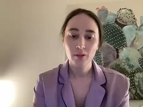 Snapshot of Ysaleth chatting on October 10, 2025, 8:37 am Ysaleth online show from October 10, 2025, 8:37 am