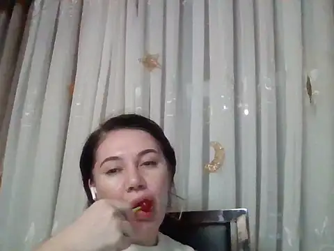 Lomivah online show from November 15, 2025, 8:35 pm