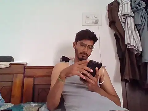 vikranthLong online show from October 17, 2025, 5:33 am