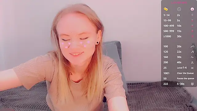 AliceNya cute online show from April 8, 2026, 5:20 am