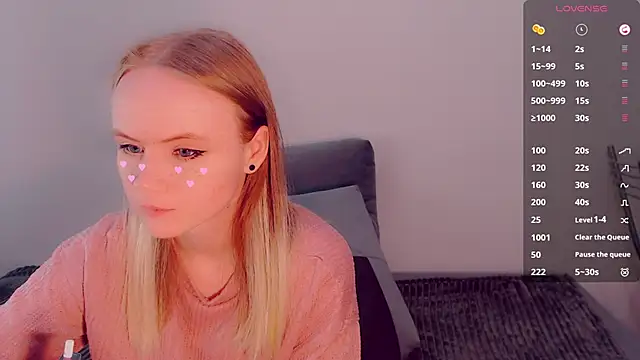 AliceNya cute online show from April 9, 2026, 4:58 am