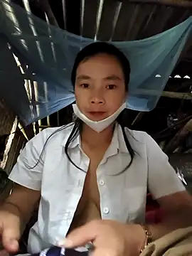 lily-00 online show from November 8, 2025, 2:04 am