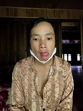 lily-00 online show from November 7, 2025, 1:32 am