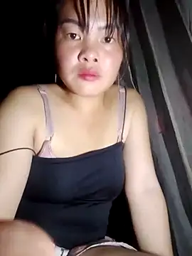 emilyzz online show from October 8, 2025, 1:56 pm