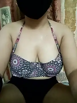 hornykhushbu online show from September 23, 2025, 6:42 am