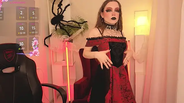 KarenSmitht online show from October 31, 2025, 4:14 pm