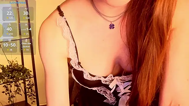 Snapshot of KarenSmitht chatting on February 24, 2026, 4:19 pm KarenSmitht online show from February 24, 2026, 4:19 pm