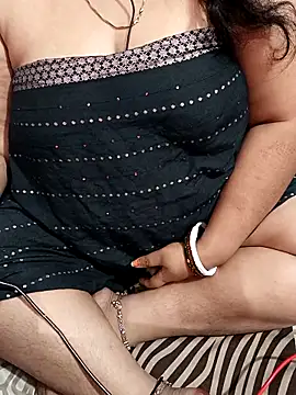 lickcandy online show from November 28, 2025, 7:36 pm