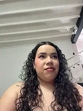 krisstenSantos online show from March 17, 2026, 2:31 pm