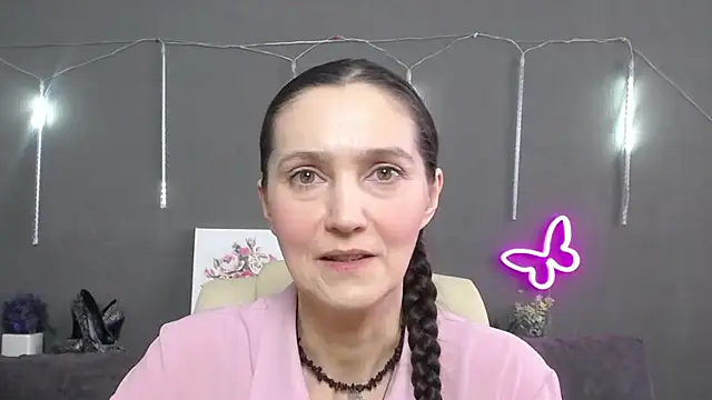 TayaFinch online show from March 1, 2026, 1:22 pm