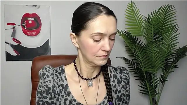 TayaFinch online show from January 12, 2026, 1:29 pm