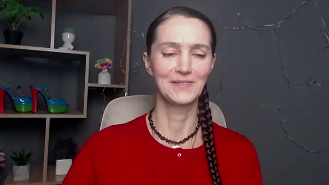 TayaFinch online show from November 16, 2025, 1:16 pm