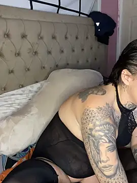 DIRTY PAISLEY X online show from November 2, 2025, 6:24 pm