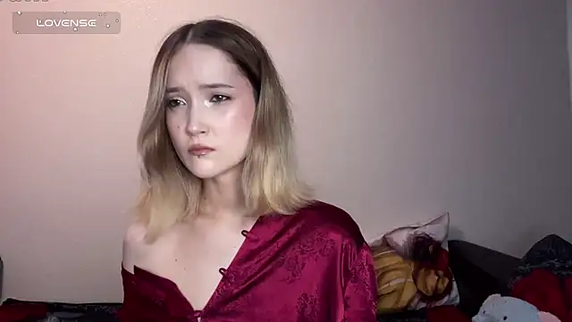 Snapshot of SoftcoreAlly chatting on October 20, 2025, 2:06 pm SoftcoreAlly online show from October 20, 2025, 2:06 pm