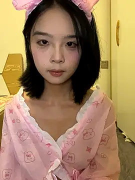 qiqi x online show from September 20, 2025, 4:12 pm