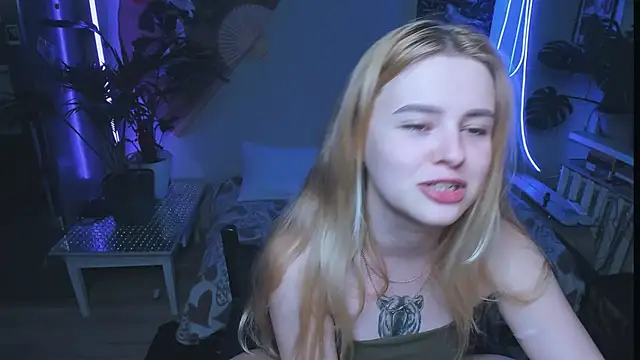 Alexa  Pears online show from October 3, 2025, 3:35 pm