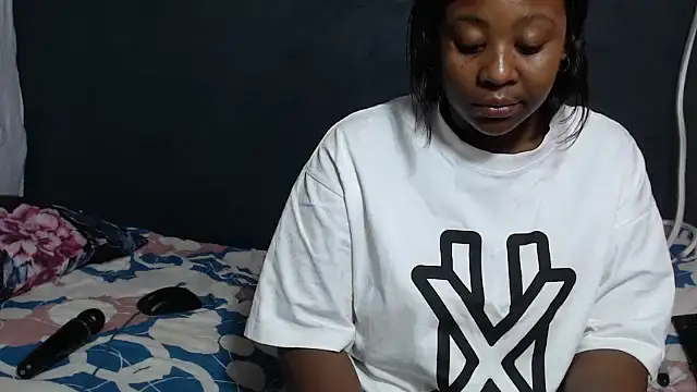 Snapshot of BoobySweet29 chatting on November 12, 2025, 6:28 am BoobySweet29 online show from November 12, 2025, 6:28 am