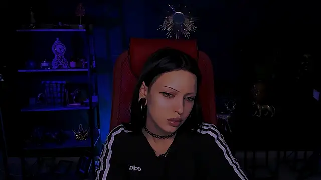 MiaCain online show from September 30, 2025, 4:46 pm