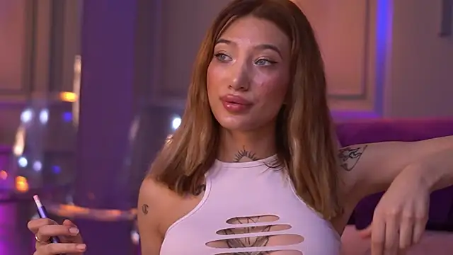 SiennaJayden online show from October 8, 2025, 5:24 pm