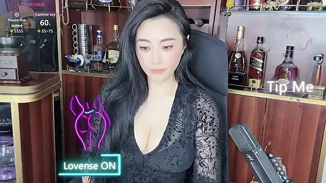 A-Lin-666 online show from October 2, 2025, 5:11 am