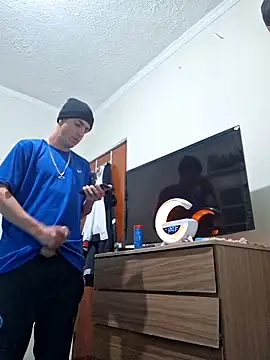 Bottz777 online show from November 8, 2025, 3:04 pm