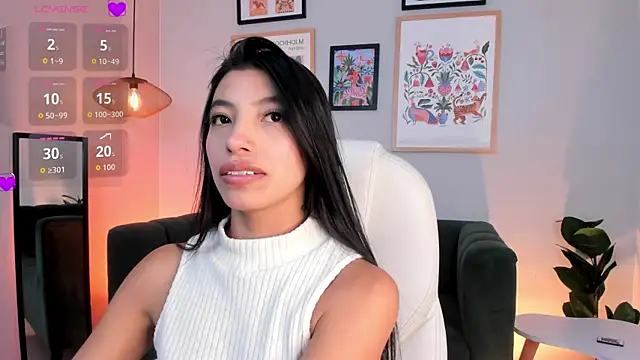 Tiffany Low online show from April 22, 2026, 4:36 pm