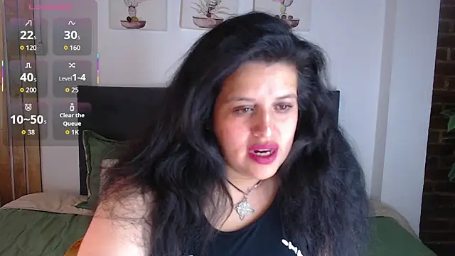 Snapshot of Andrea_secret_ chatting on November 20, 2025, 1:45 pm Andrea secret online show from November 20, 2025, 1:45 pm