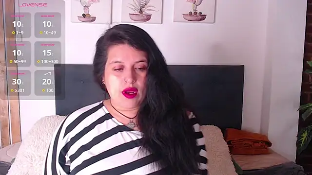 Andrea secret  online show from January 14, 2026, 3:15 pm