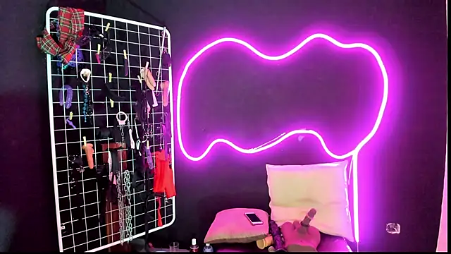 Mistress Megan BDSM online show from November 4, 2025, 8:01 pm